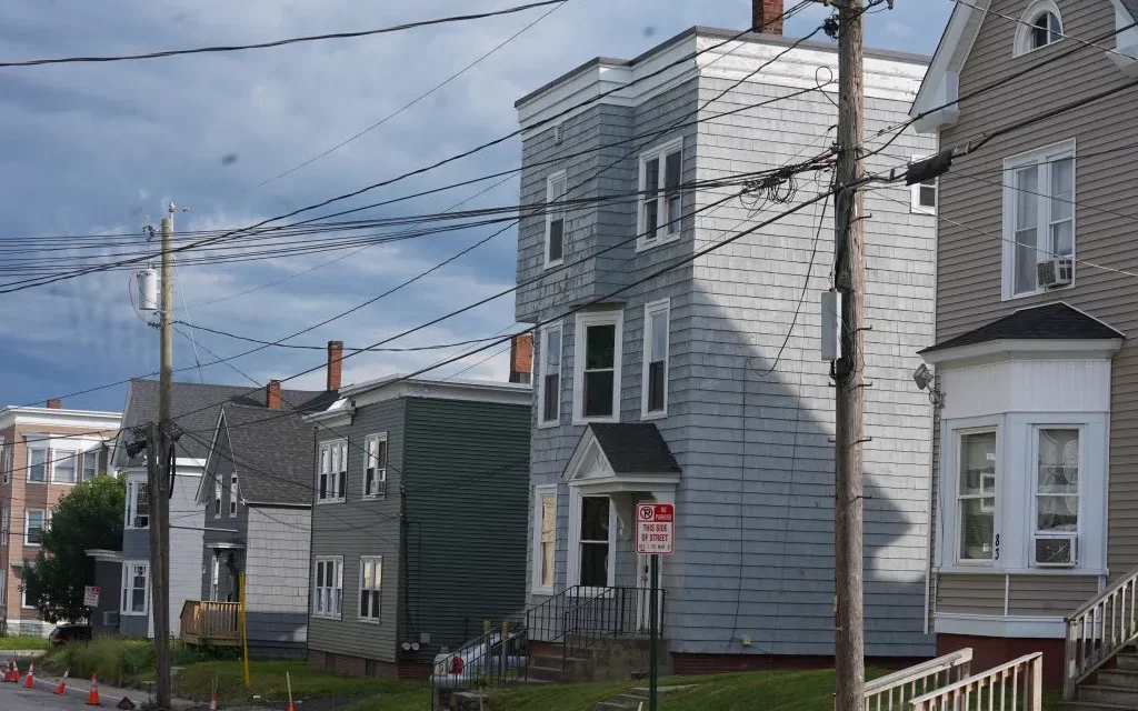 Maine Legislature to consider proposals to cut housing support, food assistance for non-citizens 