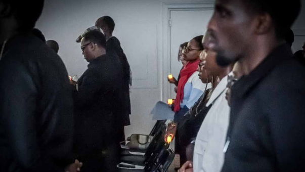 De la memoria al significado: la sanación intergeneracional de Ruanda resuena en Bates College