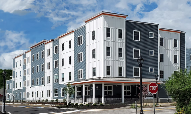Rent increases: financial pressure and immigration concerns in Maine